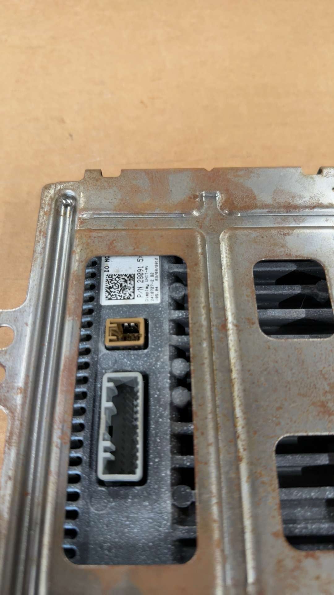 Info Display Screen from a 2014 Nissan Maxima, photo 3