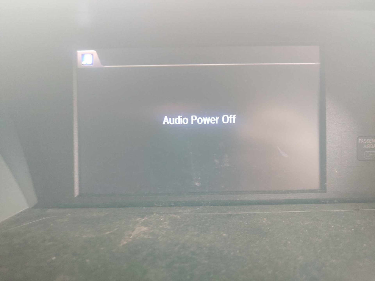 Info Display Screen from a 2017 Honda Accord, upper, photo 1
