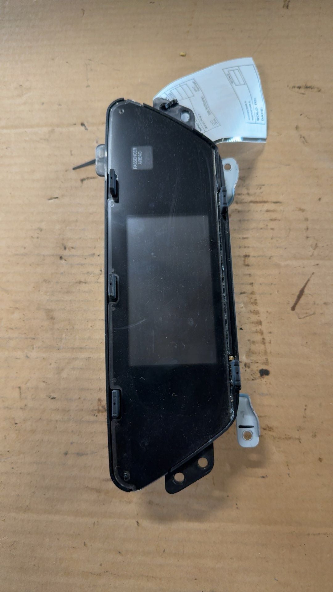Info Display Screen from a 2015 Honda CR-V, upper, photo 1