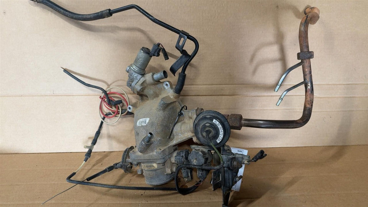 Intake Manifold from a 2000 Ford F-150, photo 1