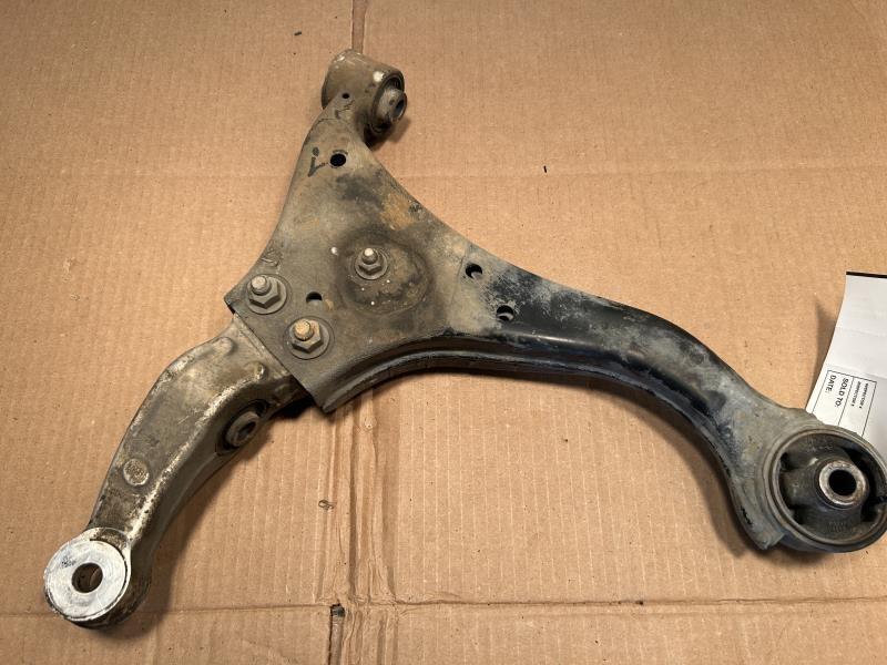 Lower Control Arm from a 2008 Hyundai Sonata, front, left side, photo 1