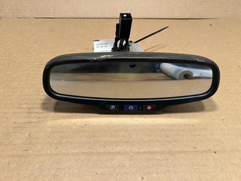 Interior Rear View Mirror from a 2012 Cadillac CTS, photo 2