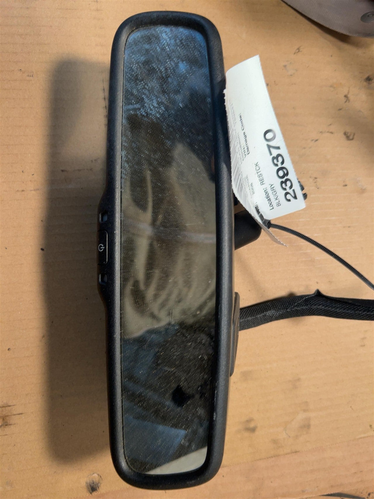 Interior Rear View Mirror from a 2008 Dodge Charger, photo 2