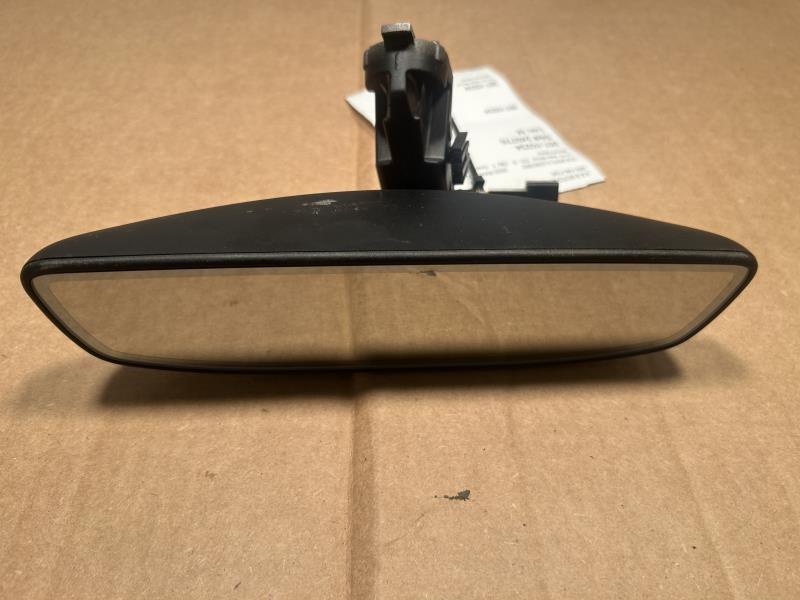 Interior Rear View Mirror from a 2020 Ram 2500, photo 1