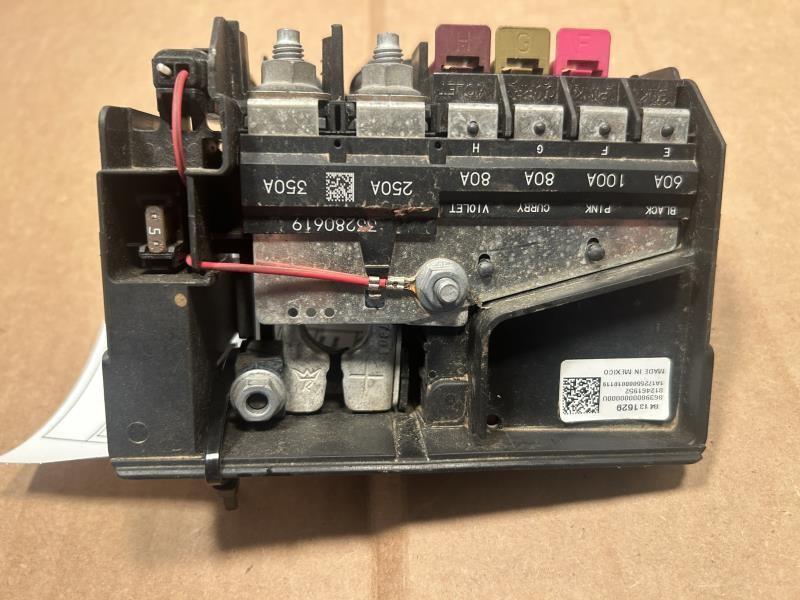 Relay from a 2018 Chevrolet Malibu, photo 1