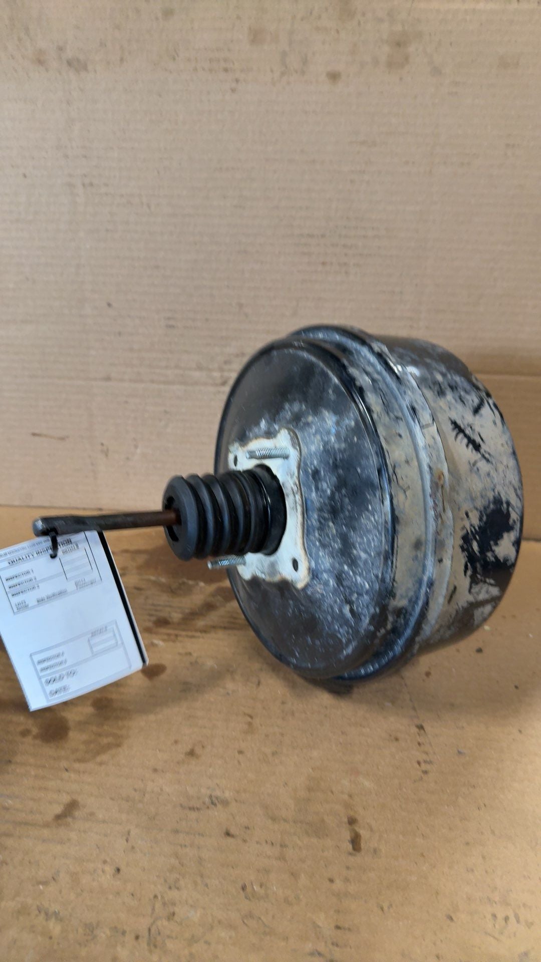 Power Brake Booster from a 2004 Chevrolet Malibu, photo 3
