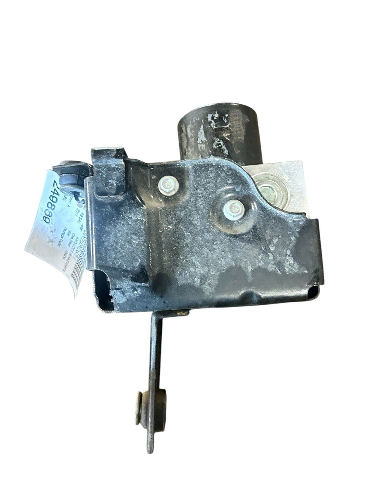 ABS Pump Module from a 2011 Buick Regal, photo 2