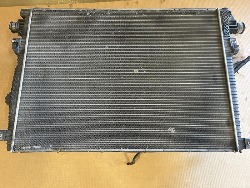 Secondary (Intercooler) Radiator from a 2011 Ford F-350 Super Duty, photo 2