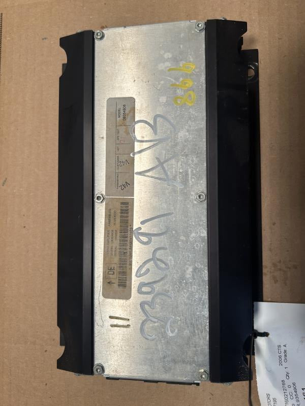 Radio Amplifier from a 2006 Cadillac CTS, photo 1