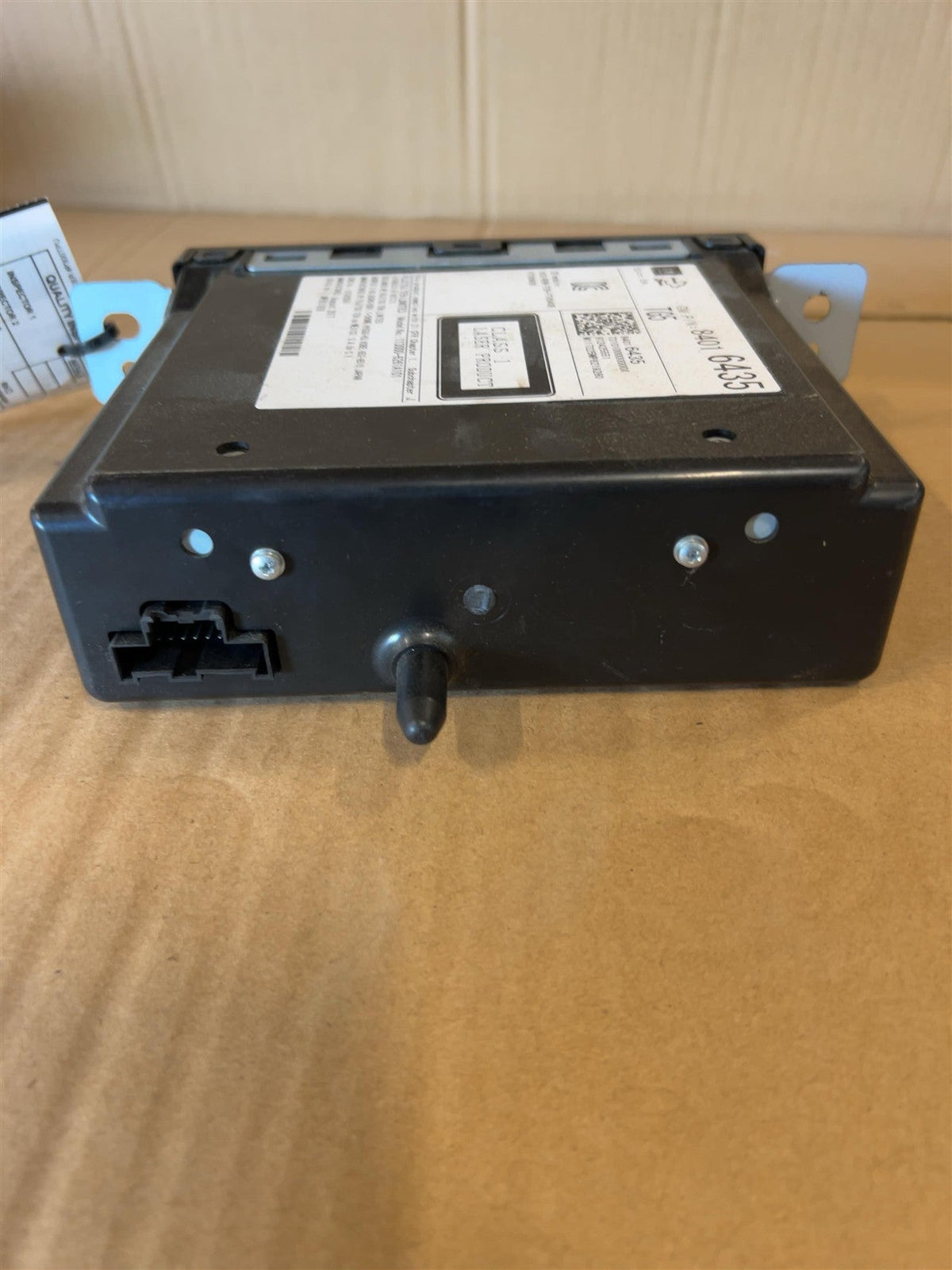 CD Player from a 2018 Chevrolet Silverado 1500, photo 3