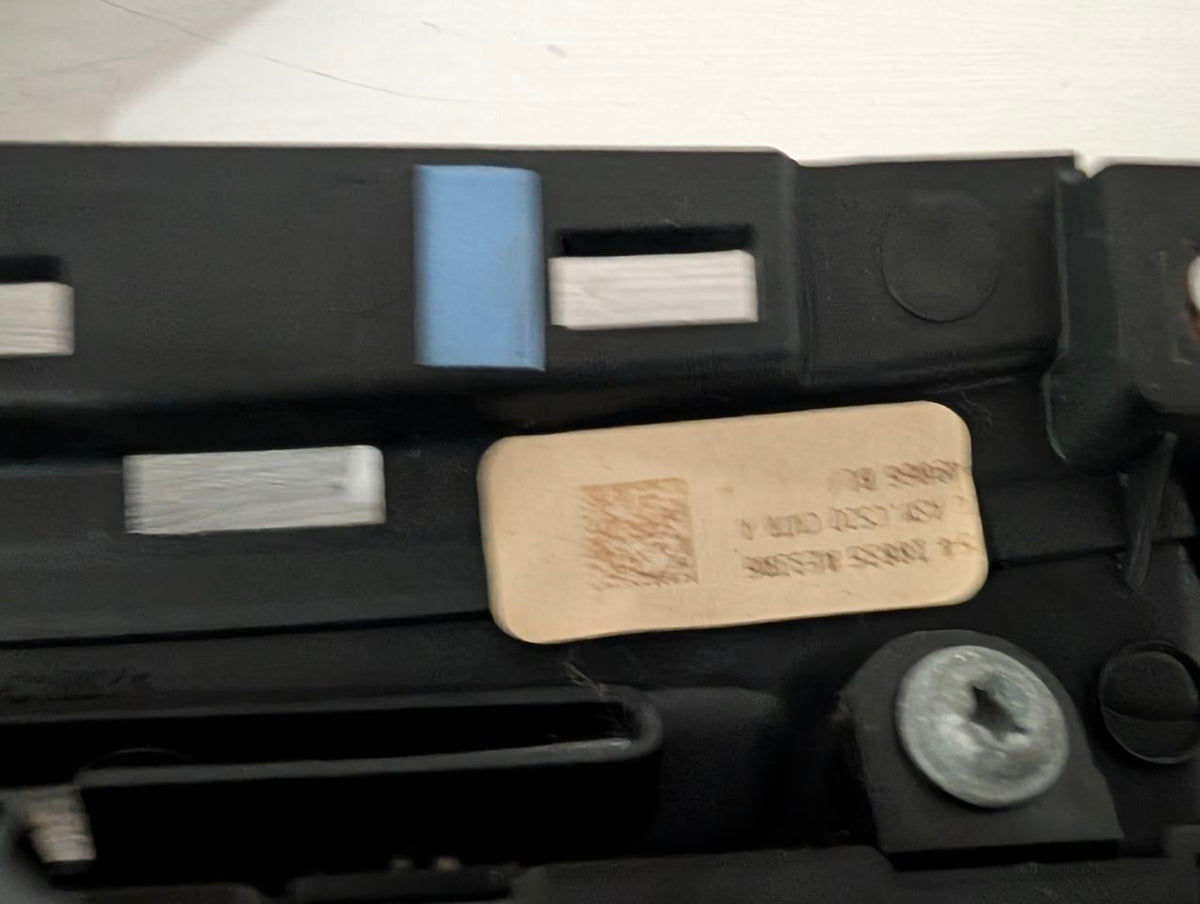 Radio Control Panel from a 2013 Ford Escape, photo 4