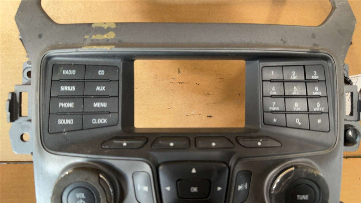 Radio Control Panel from a 2014 Ford Explorer, photo 4