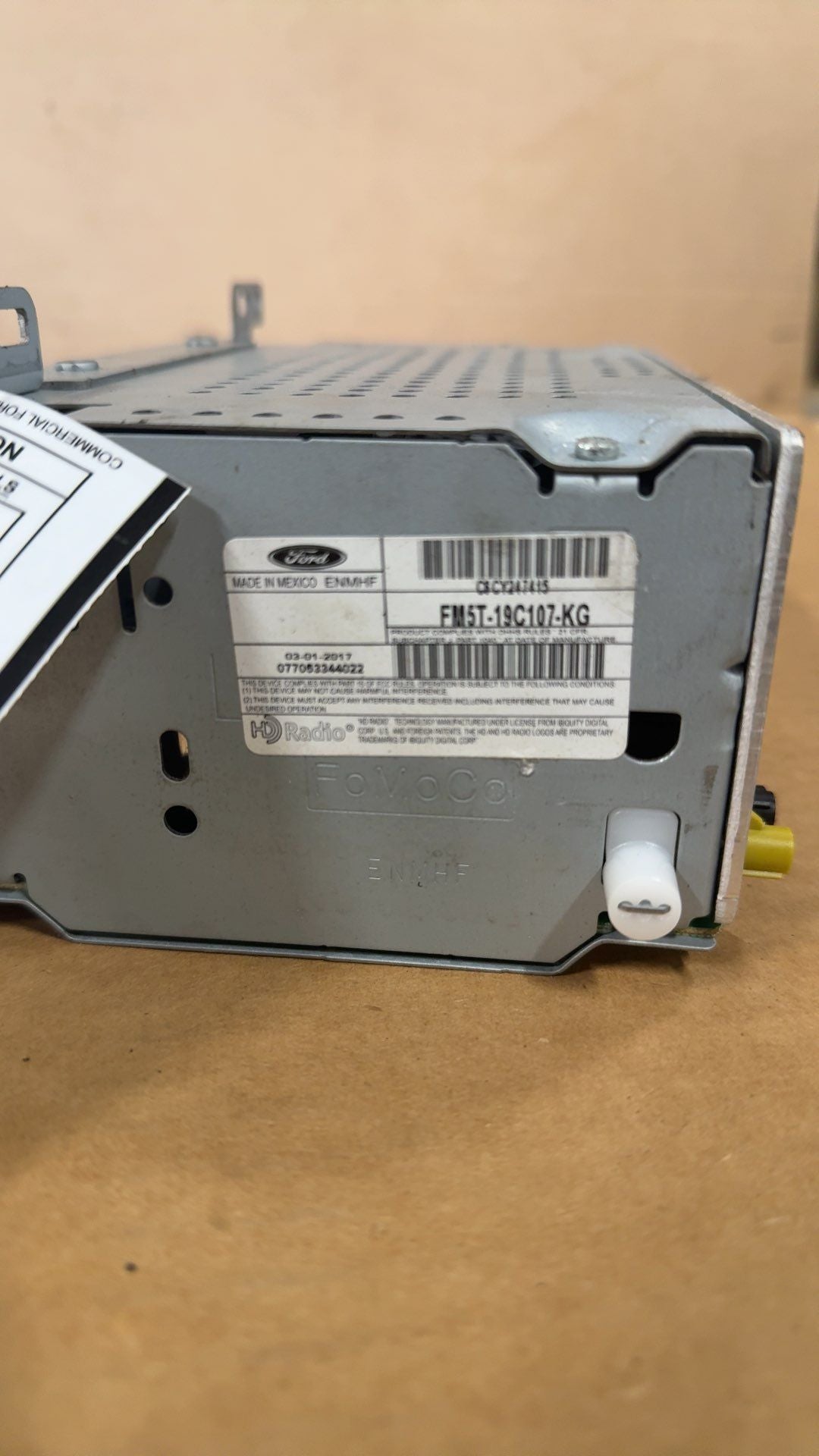 Radio Receiver from a 2017 Ford Focus, photo 3