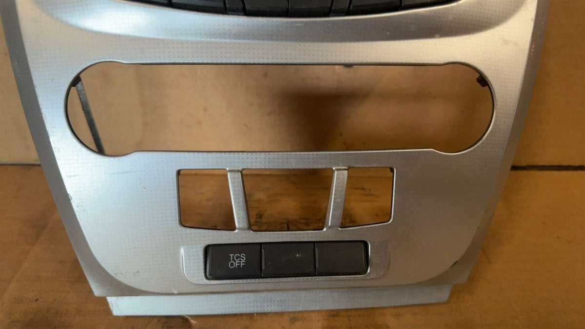 Radio Control Panel from a 2012 Ford Fusion, photo 3