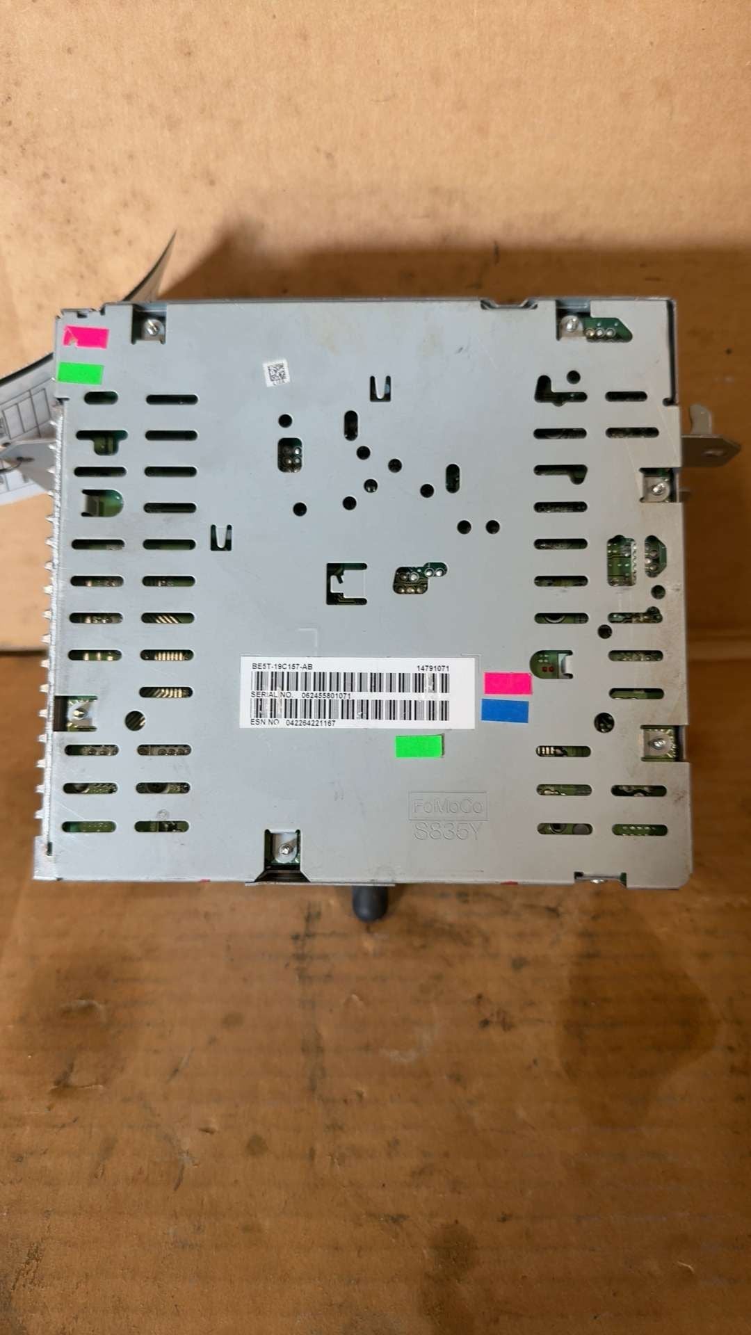 Radio Receiver from a 2012 Ford Fusion, photo 3