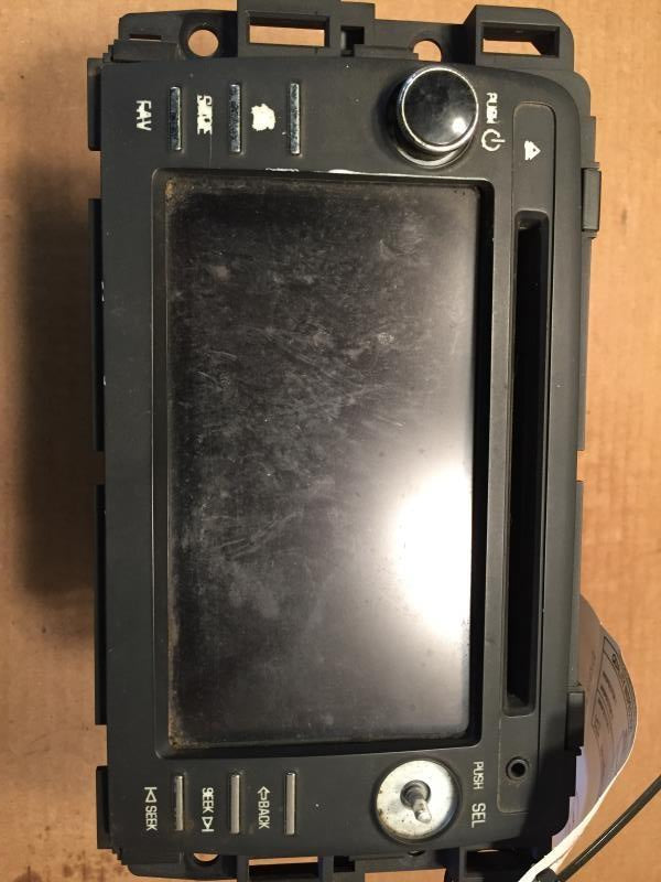 Radio Receiver from a 2013 GMC Acadia, photo 1
