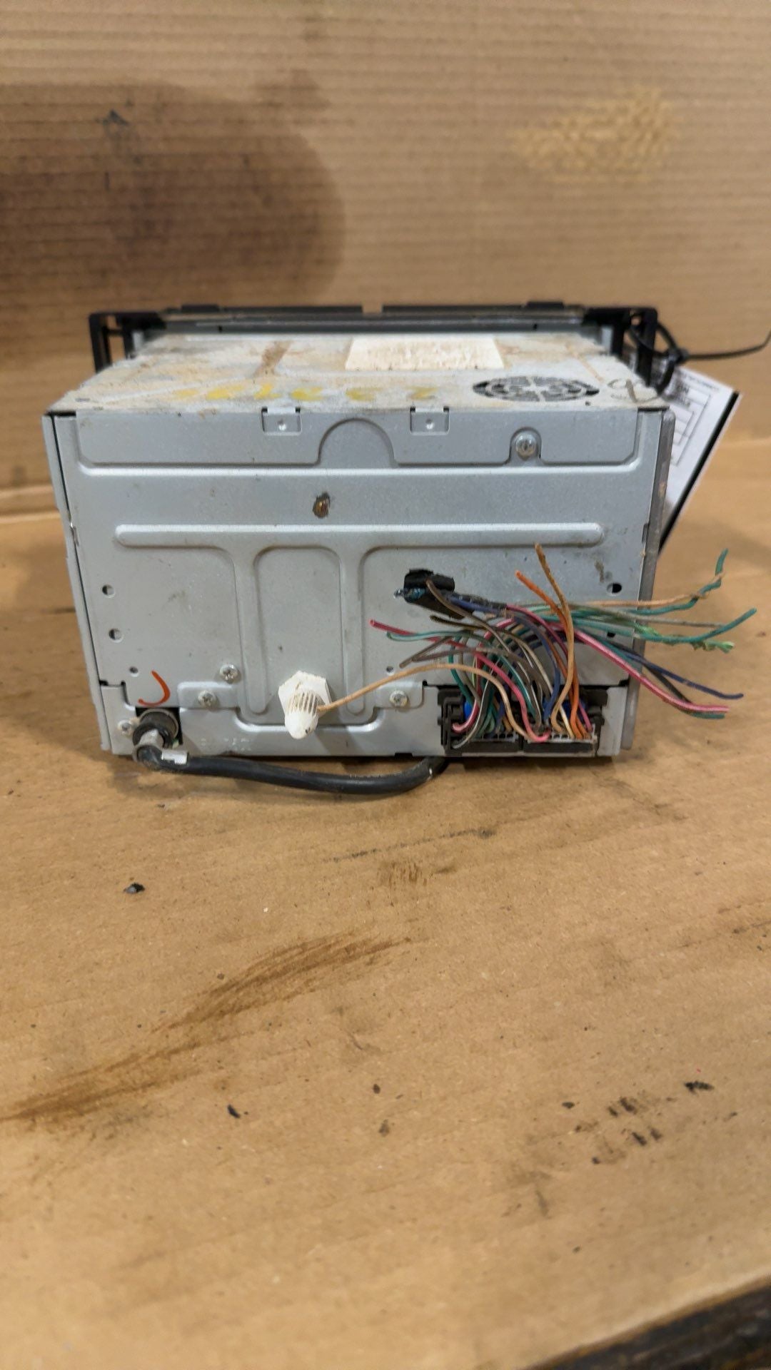 Radio Receiver from a 2008 Chevrolet Malibu, photo 4