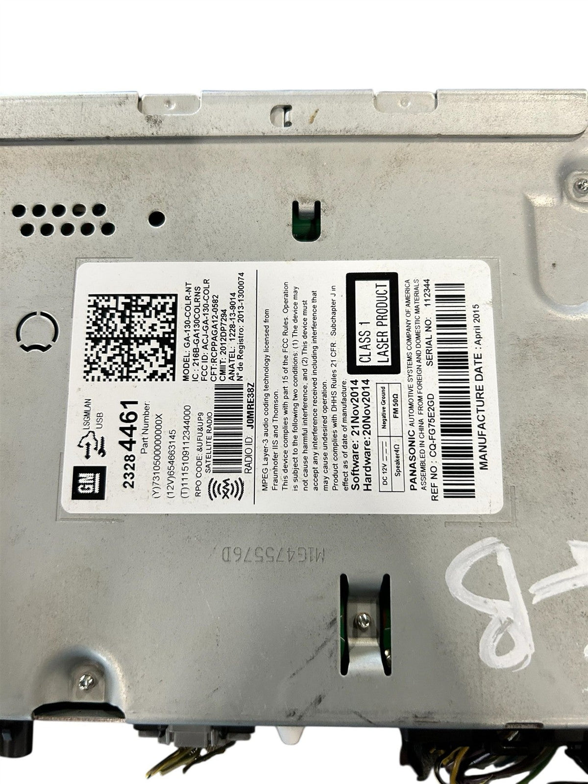 Radio Receiver from a 2015 Chevrolet Malibu, photo 3