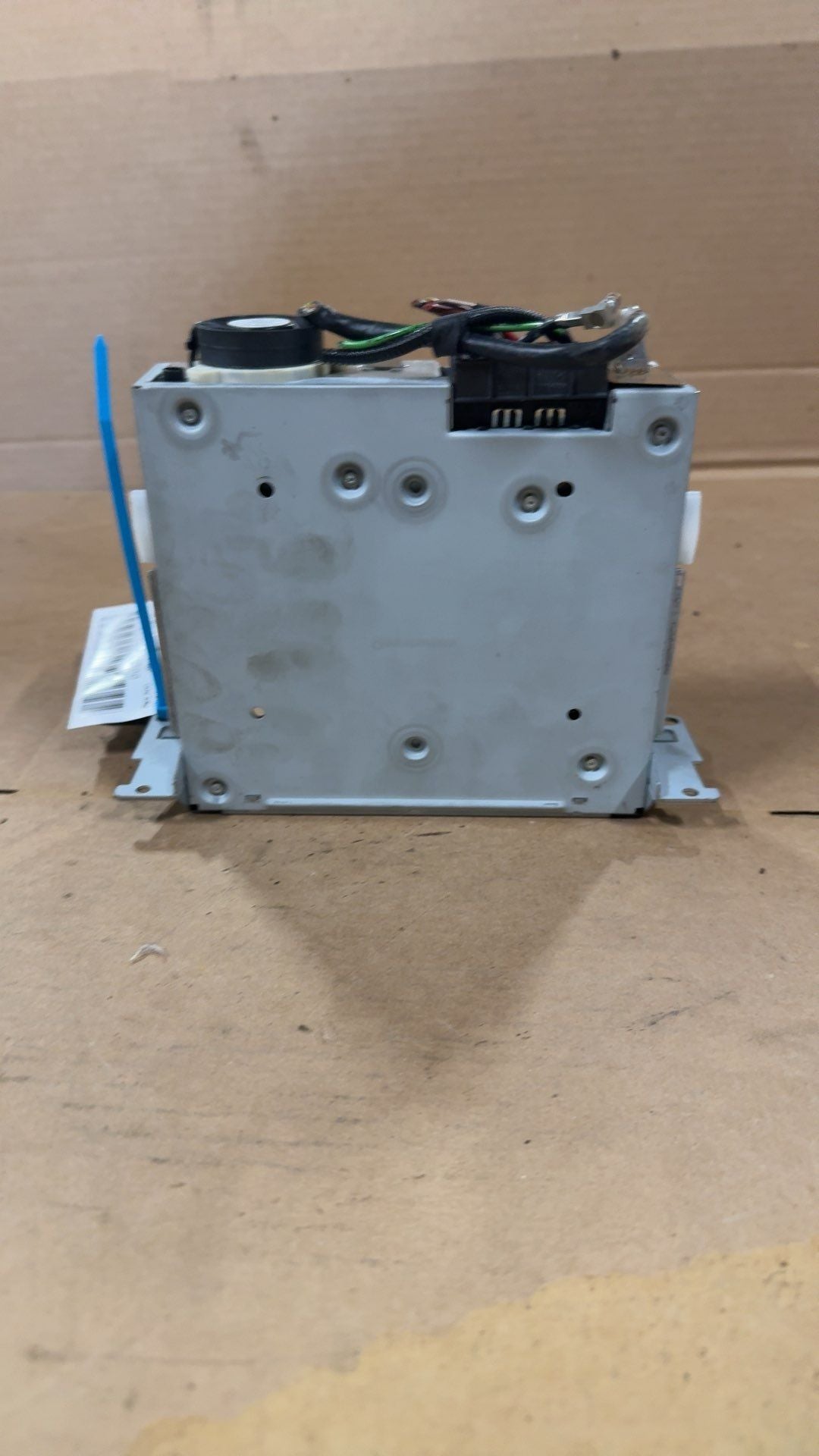 Radio Receiver from a 2005 BMW 545i, photo 4