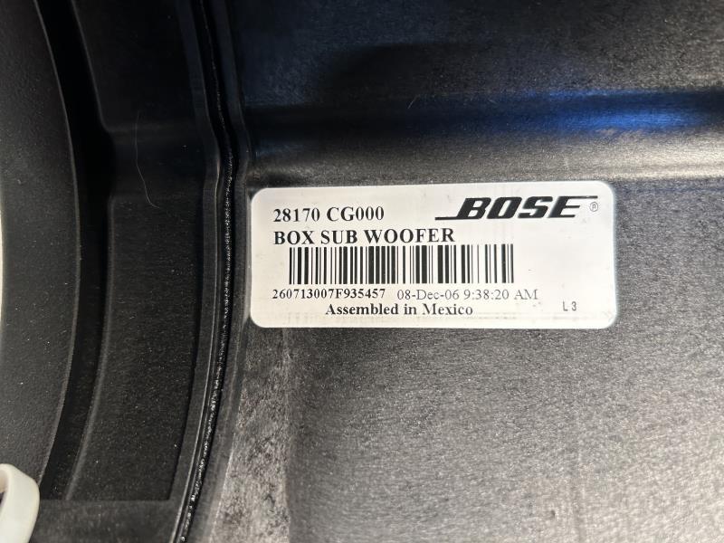 Radio Amplifier from a 2007 Infiniti, photo 3