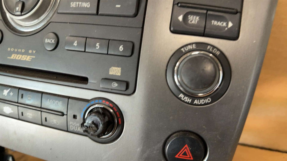 Audio and Climate Control Panel from a 2009 Nissan Armada, photo 6