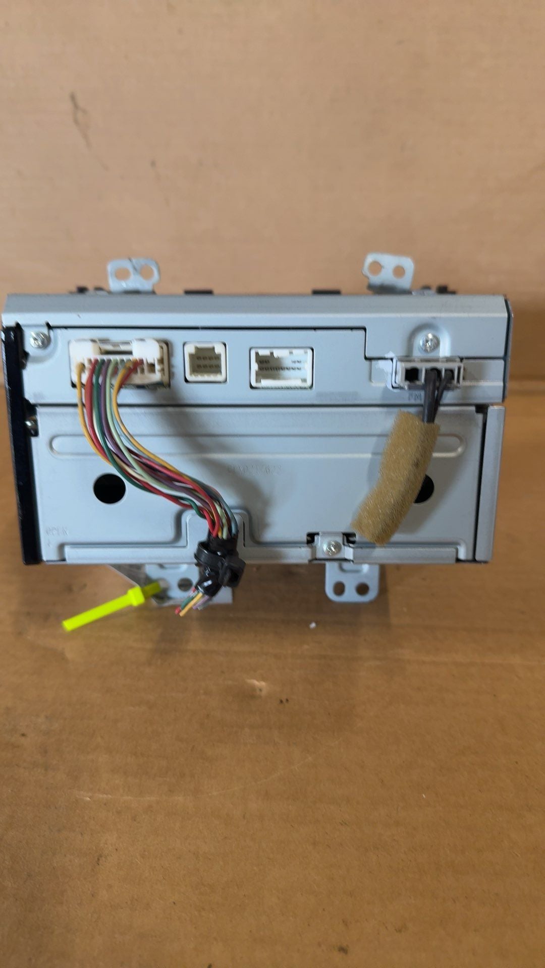 Radio Receiver from a 2008 Nissan Rogue, photo 4