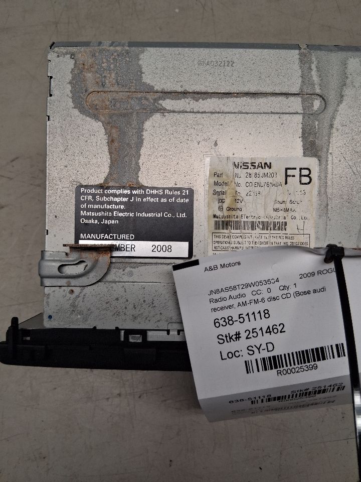 Radio Receiver from a 2009 Nissan Rogue, photo 6