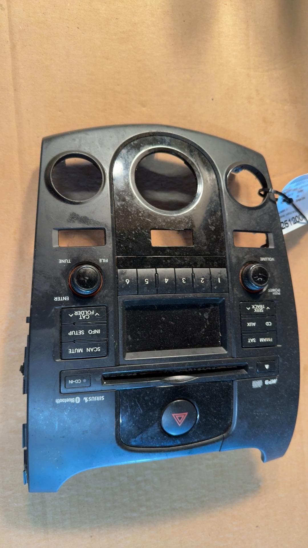 Radio Receiver from a 2010 Kia Forte, photo 1