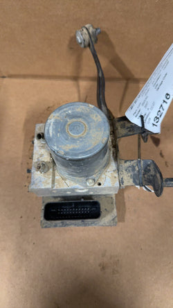 ABS Pump Module from a 2007 BMW, photo 1