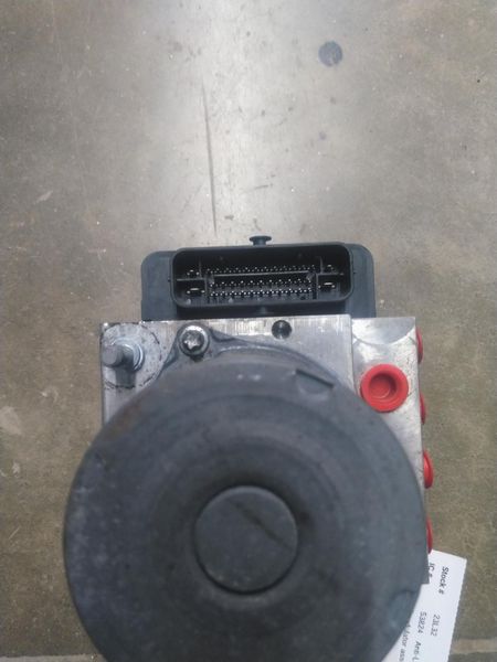 2016-2017 honda accord abs pump assembly 2.4L, EX-(L), AT (CVT), with pre-crash system (Honda Sensing) - Used OEM Auto Part - Photo 2