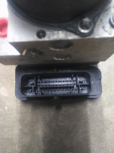 2016-2017 honda accord abs pump assembly 2.4L, EX-(L), AT (CVT), with pre-crash system (Honda Sensing) - Used OEM Auto Part - Photo 3