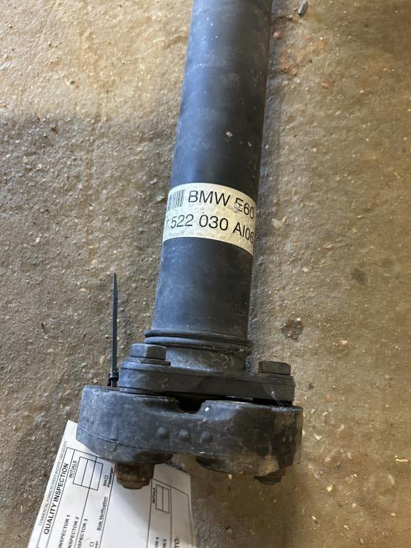 Drive Shaft from a 2004 BMW 525i, rear, photo 2
