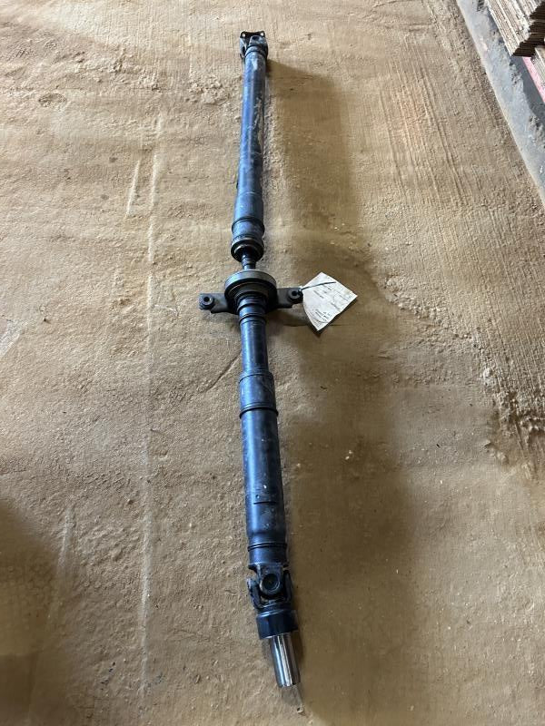 Drive Shaft from a 2019 Subaru XV Crosstrek, rear, photo 1
