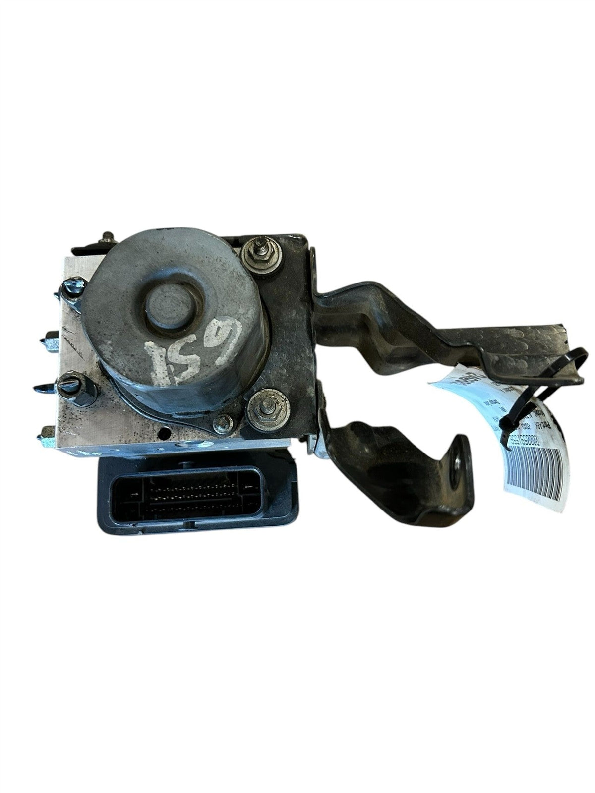 ABS Pump Module from a 2013 Nissan Altima, photo 1