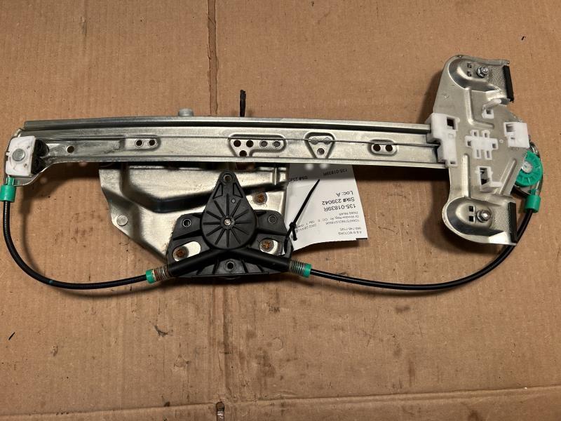 Window Regulator from a 2002 Cadillac DeVille, rear, right side, photo 2