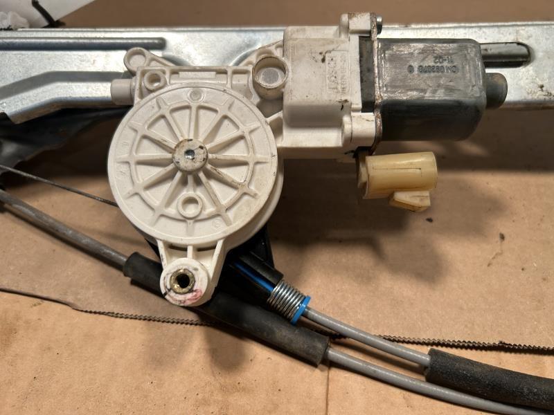 Window Regulator from a 2011 Chevrolet Silverado 1500, rear, left side, photo 2