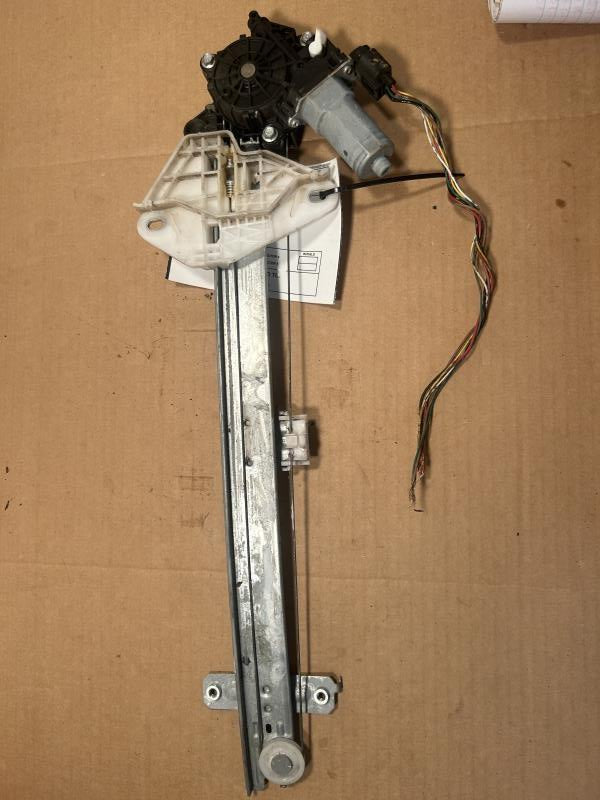 Window Regulator from a 2008 Ford F-150, rear, left side, photo 1