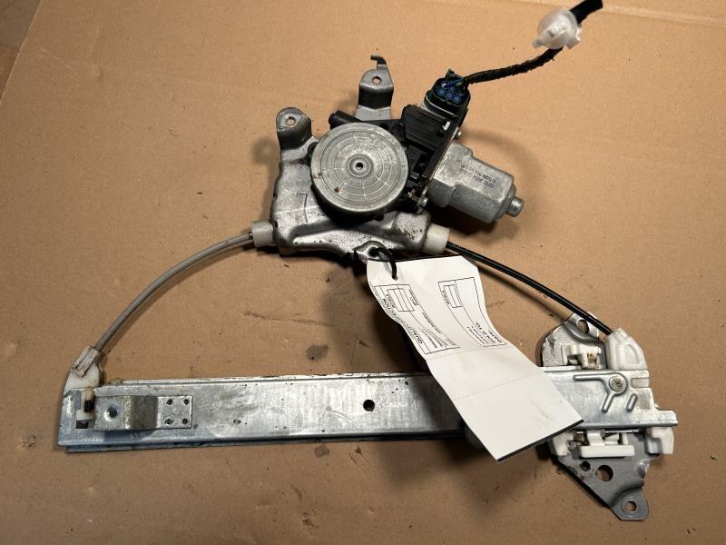Window Regulator from a 2013 Nissan Maxima, rear, right side, photo 1