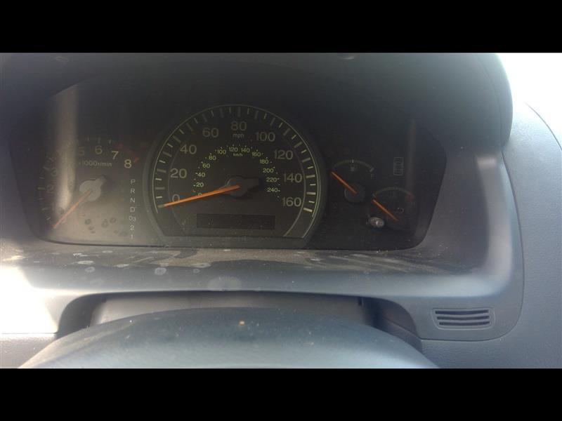 Speedometer Instrument Cluster from a 2003 Honda Accord, photo 1