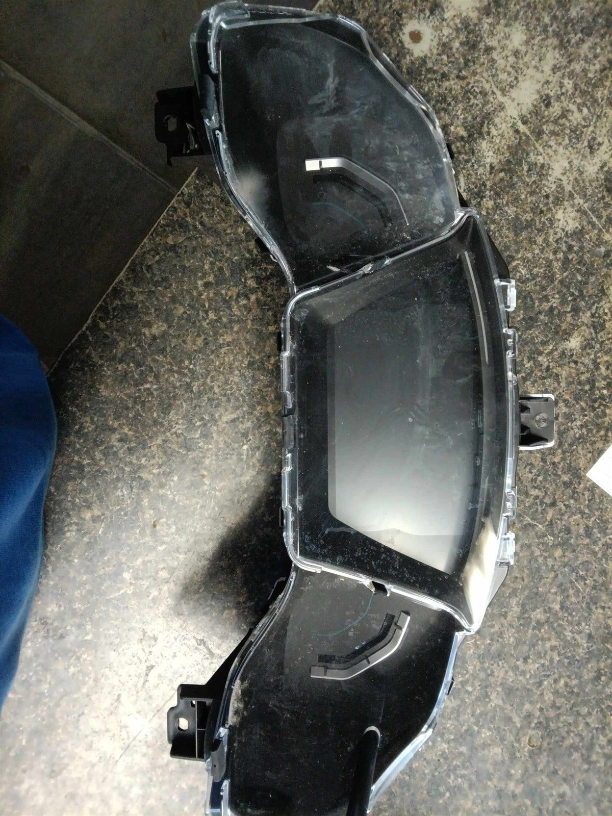 Speedometer Instrument Cluster from a 2021 Honda Civic, photo 1