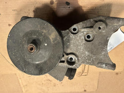Power Steering Pump from a 2010 Chevrolet Silverado 1500, photo 1
