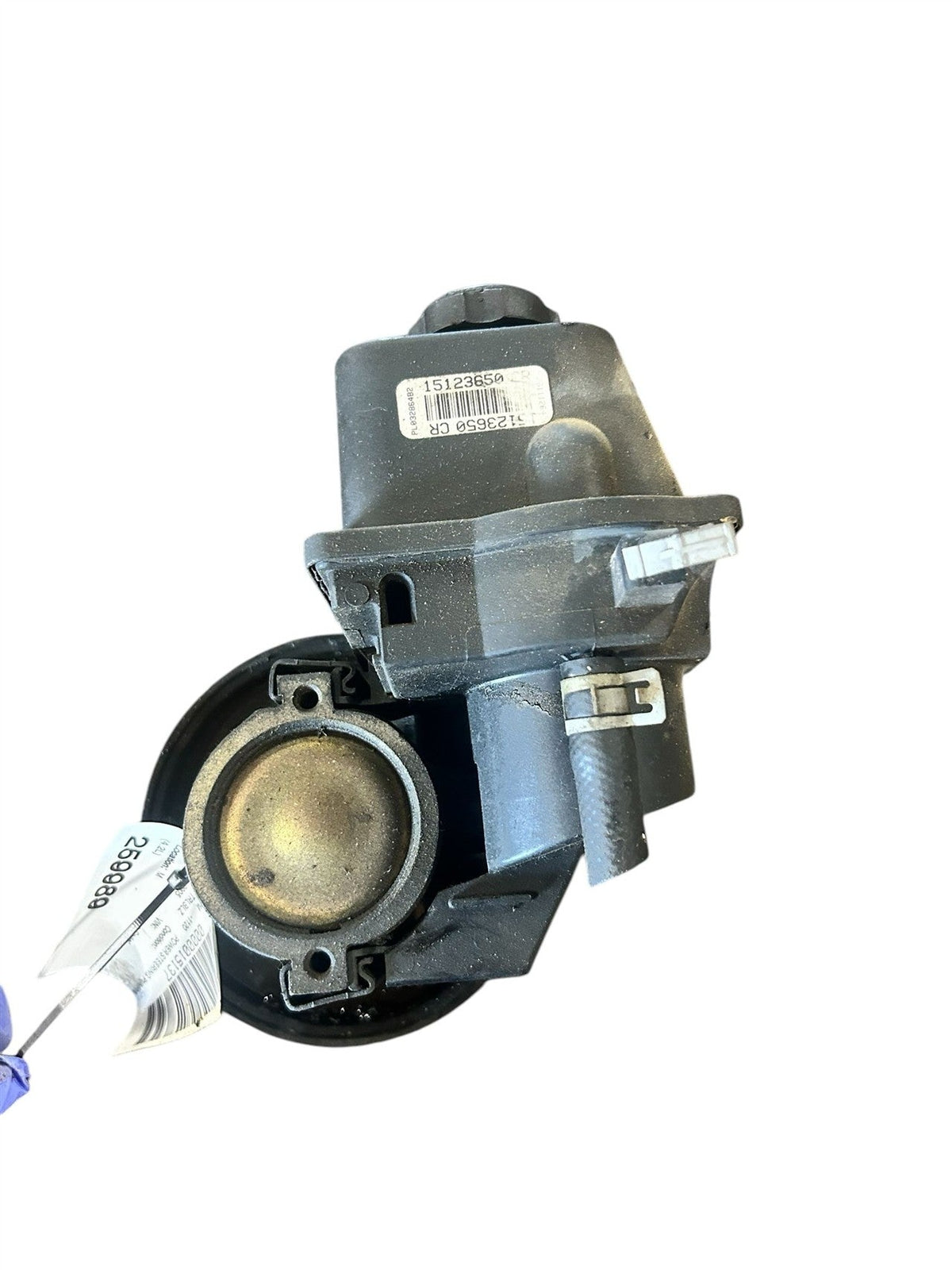 Power Steering Pump from a 2005 Chevrolet Trailblazer, photo 1