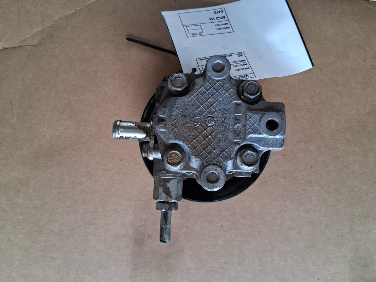 Power Steering Pump from a 2012 Chrysler 200, photo 4