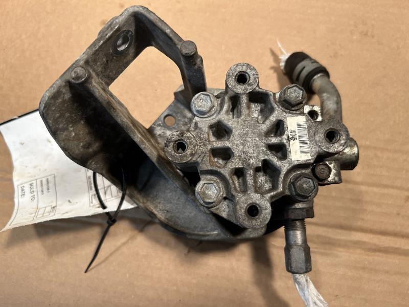 Power Steering Pump from a 2009 Chrysler Sebring, photo 1
