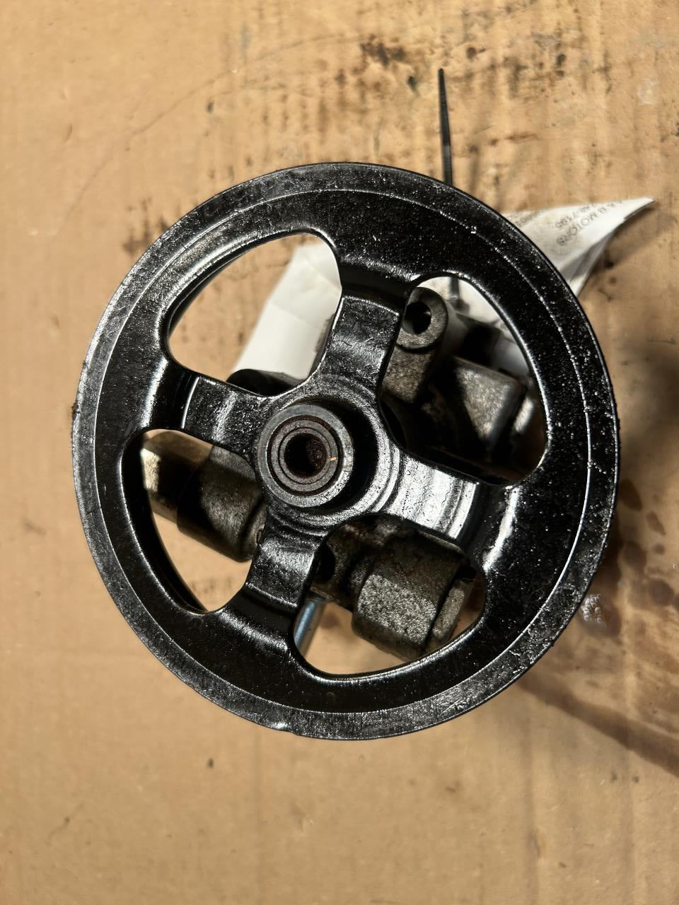 Power Steering Pump from a 2008 Dodge Avenger, photo 1
