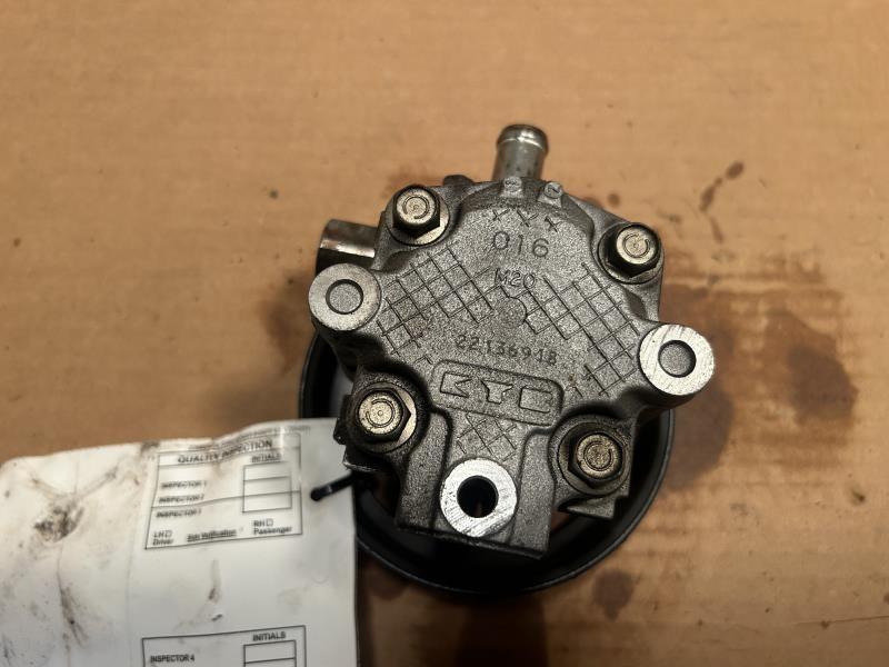 Power Steering Pump from a 2012 Dodge Avenger, photo 2