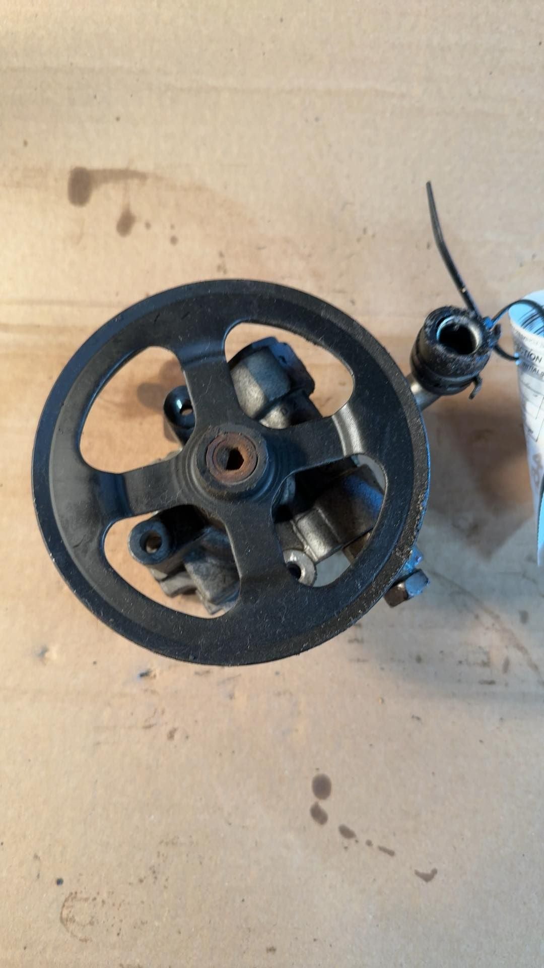 Power Steering Pump from a 2013 Dodge Avenger, photo 1