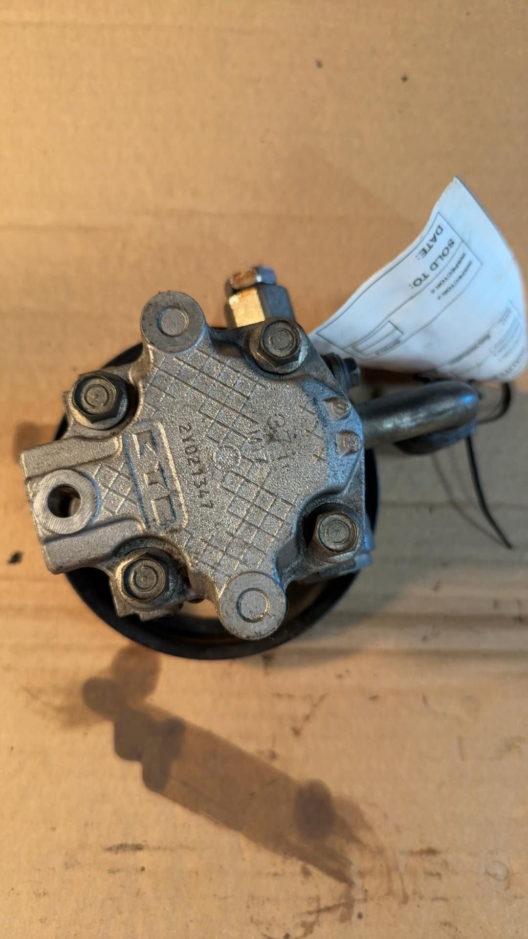 Power Steering Pump from a 2013 Dodge Avenger, photo 2