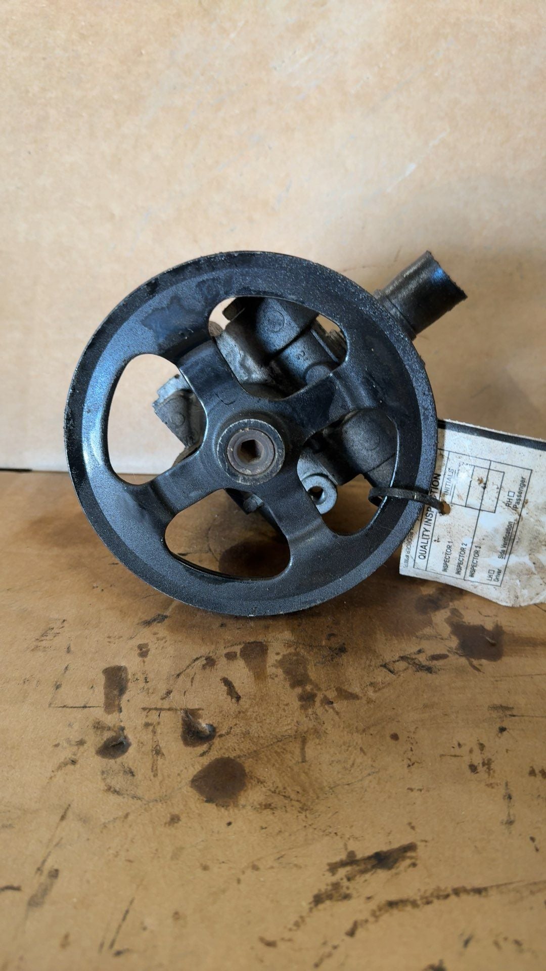 Power Steering Pump from a 2007 Dodge Caliber, photo 1
