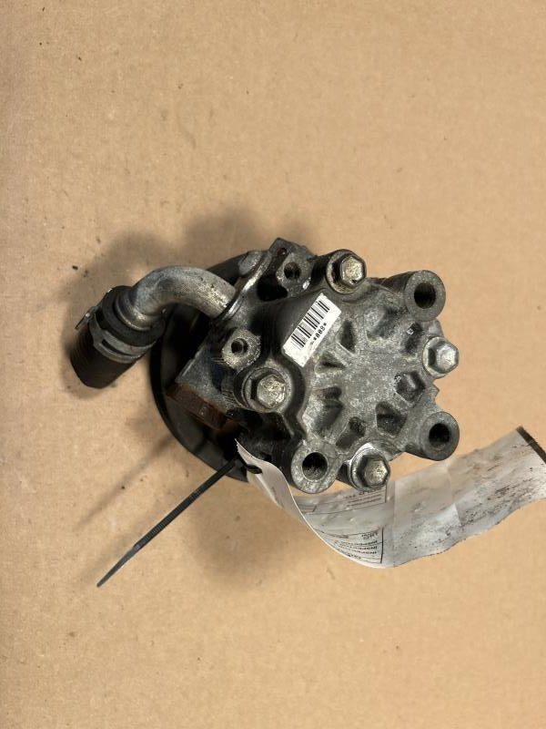 Power Steering Pump from a 2010 Dodge Charger, photo 2
